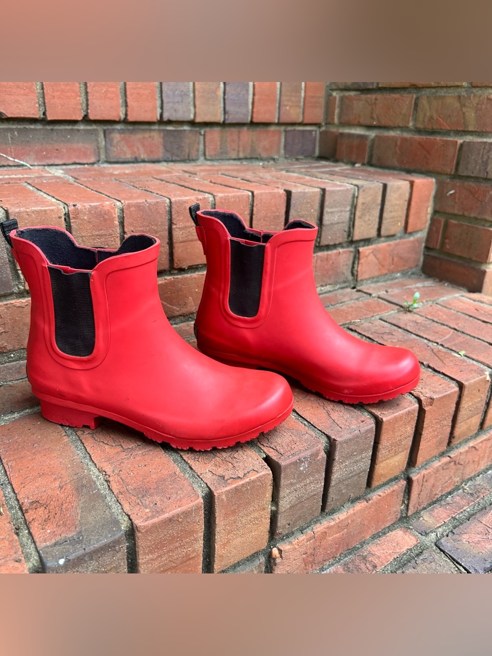 Roma Women's Chelsea Matte Red rain boots
